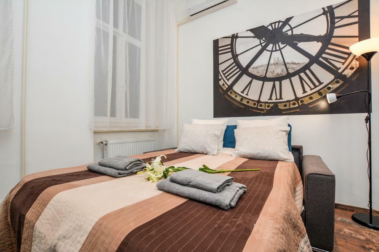 Timeless Apartment With Free Private Parking บูดาเปสต์ ภายนอก รูปภาพ